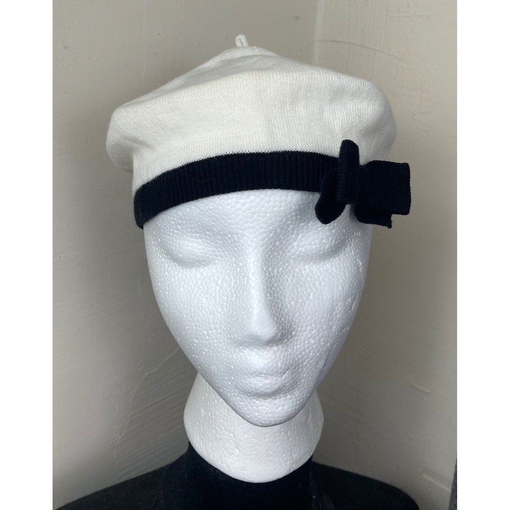 Janie and Jack Beret Hat Kids 2T-3 White Excellent Knit Bow French Style